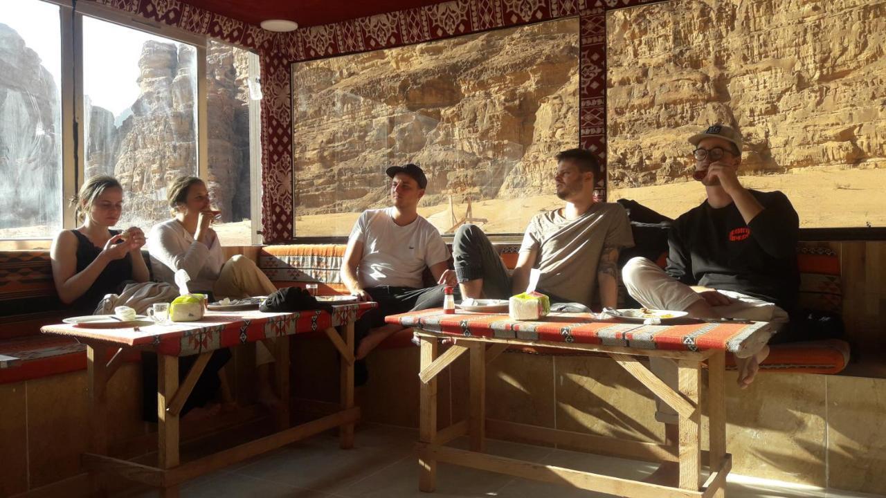 Salman Zwaidh Camp Hotel Wadi Rum Exterior photo